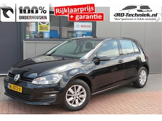 Volkswagen Golf 1.2 TSI 81KW 110pk Trendline,Cruisecontrol , Trekhaak, Climate control, LMV. Nieuwe APK .
