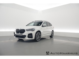 BMW X1 xDrive25e M Sport | Pano | HUD | Leder | Camera | Keyless | Navi | Stoelverw. | Apple CarPlay