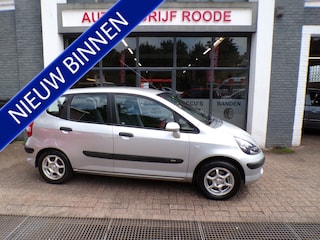 Honda Jazz 1.4 LS AUTOMAAT,AIRCO,TREKHAAK !!