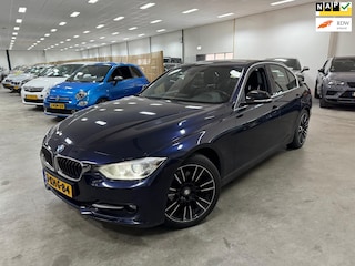BMW 320i EfficientDynamics High Executive / DEALER ONDERHOUDEN / NETTE AUTO