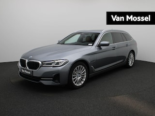 BMW 5-serie Touring 530e xDrive Executive | Apple/Carplay | Camera | Elektrische Stoelen | Parkeersensoren |  DAB | NAVI | Cruise Control |