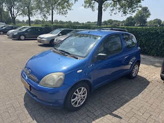 Toyota Yaris 1.3-16V VVT-i Sol Airco