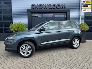 Skoda Karoq 1.5 TSI ACT Business Edition Automaat|Cruise|Stoelverwarming|Applecarplay|
