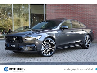 Volvo S90 T8 AWD Recharge Ultimate Dark | Vol! | Luchtvering | 360° Camera | Head-Up Display | Schuifdak | Harman Kardon | Adaptieve Cruise Control | Voorverwarming met Volvo On Call App | Stoelverwarming voor+achter | Stuurwielverwarming | Pilot Assist | BLIS Do