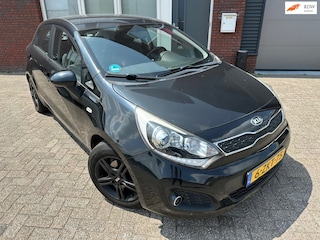 Kia Rio 1.2 CVVT BusinessLine / Airco / Cruise / 5DRS / NAP