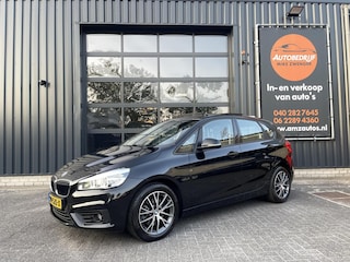BMW 2-serie Tourer 220i AUTOMAAT PANORAMADAK|TREKHAAK|XENON|STOELVERWARMING|XENON|LED|CRUISE CONTROL|BLUETOOTH