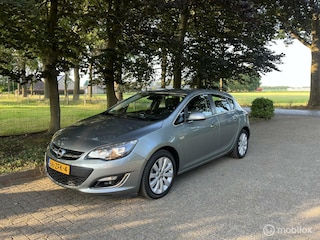 Opel Astra 1.4 Turbo Cosmo incl nieuwe apk