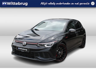 Volkswagen Golf 2.0 TSI GTI Clubsport 45 Edition 300pk / Akrapovic uitlaat / Panoramadak / Fabrieksgarantie tot 20-02-2027 / IQ LED Matrix / Harman-Kardon / Camera / Keyless / Stuur en Stoelverwarming / 19" LMV