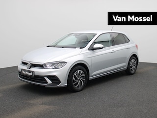 Volkswagen Polo 1.0 TSI Life Edition | Fysieke voorraad auto | Direct leverbaar | 15 inch lichtmetaal | Navigatie | Airconditioning ‘Air Care Climatronic’, 2 temperatuurzones, met actief combifilter| Digitale cockpit | Apple Carplay draadloos