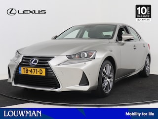 Lexus IS 300h Hybrid Business Line | Lexus Navigatie | Half Leer | Stoelverwarming | LED koplampen | Park Assist |
