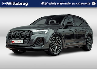 Audi Q7 60 TFSI e 490pk quattro Pro Line S Competition | Nieuw 149k | Panoramadak | B&O | Volleder | Alcantara hemel | 22" LM | Assistentiepakket plus | Servo | Matrix Laser | Head Up | Ventilatie + Massage | Carbon | Trekhaak | Designpakket rood