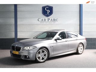BMW 520i M Sport M-PAKKET/FACELIFT/LCI/SCHUIFDAK/LEER+SVERWARMING+MEMORY/LMV/PDC/CRUISE/ECC/12 MND GARANTIE!