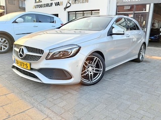 Mercedes-Benz A-klasse 180 Ambition AMG automaat,Panoramadak,Navigatie,Stoelverwarming