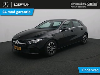 Mercedes-Benz A-klasse 180 Ledkoplampen | Achteruitrijcamera |Stoelverwarming voor. Inclusief 24 maanden MB Certified garantie voor Europa.