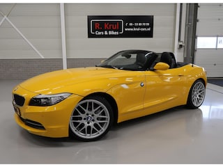 BMW Z4 Roadster sDrive20i Executive Sportstoelen Leer/Alcantara Automaat Boekjes aanwezig Atacama Geel Stoelverwarming Breedset 19 inch Airco Parkeersensoren Windscherm
