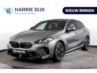 BMW 120 M Sport (Nieuw Model) - Automaat | Dig. Cockpit | Adapt. Cruise | Stoelverw. | PDC | Camera | NAV + App. Connect | ECC | DAB | LM 18" | 4260