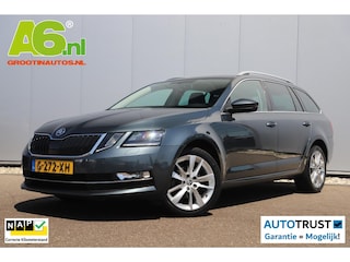 Skoda Octavia Combi 1.6 TDI Greentech Style Business Trekhaak Virtual Cockpit Lederen Bekleding Full LED Stoelverwarming Navigatie Carplay Android Keyless