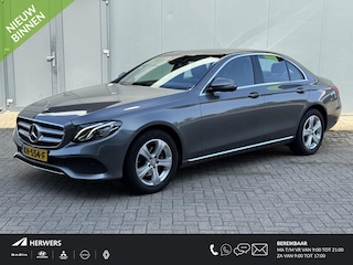 Mercedes-Benz E-klasse 200 Ambition / Trekhaak Afneembaar ( 1900 KG trekgewicht) / Burmester / Schuif-Kantel Dak / Apple Carplay / Android Auto / 360 Graden Camera / Stoelverwarming / Head Up Display