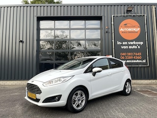 Ford Fiesta 1.0 EcoBoost Titanium NAVIGATIE|TREKHAAK|WINTER PAKKET|BLUETOOTH|LED|PARKEERSENSOREN|SFEERVERLICHTING