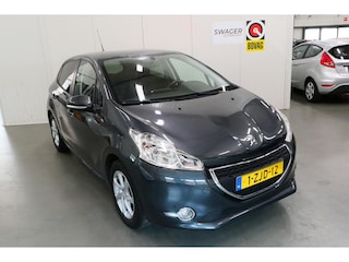 Peugeot 208 1.2 PureTech 82PK 5D Style (Goed onderhouden&trekhaak)