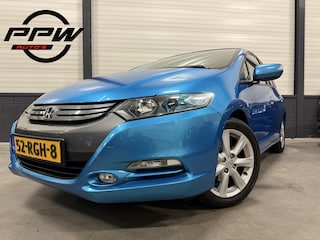Honda Insight 1.3 Business Mode Automaat ECC/CRUISE/16"LMV/PARKEERSENSOREN/STOELVERWARMING/AUTO VERKEERT IN ZEER NETTE STAAT EN IS TECHNISCH PERFECT