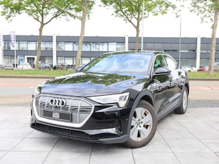 Audi E-tron 50 quattro 313PK | Keyless | Camera | Matrix LED | Elektrische kofferklep | Dodehoek | 19"Inch |