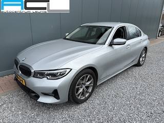 BMW 320i Automaat High Executive Sedan
