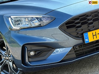 Ford Focus Wagon 1.5 182PK ST Line Business | Performance Blue | 1700KG Trekgewicht/NAV/Carplay/Clima/LED - Caravantrekker!