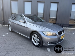 BMW 3-serie Touring 318i Business Line Airco Navi Leder bekleding