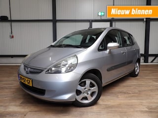 Honda Jazz 1.3 5drs - airco - trekhaak - nette staat!
