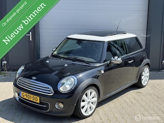 Mini Cooper 1.6 D 10 Years II Navi| Pano| Pdc| Stoelve