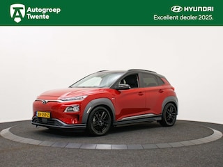 Hyundai Kona EV Premium 64 kWh | Verlaagd | Trekhaak tbv fietsendrager