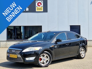 Ford Mondeo 2.0-16V Limited AIRCO TREKHAAK NAV APK 03-26