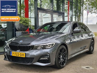 BMW 330i High Executive M-Sport AUTOMAAT | Navigatie | Cruise Control | 19inch | Leer | Parkeersensoren