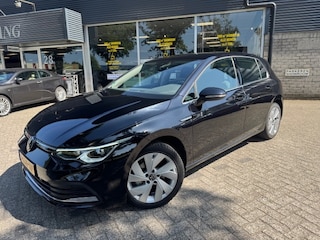Volkswagen Golf 1.5 eTSI Style Led/Masagestoel/Ergopakket/Camera