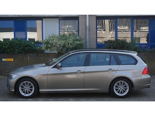 BMW 3-serie Touring 318i 2.0 143 PK Executive
