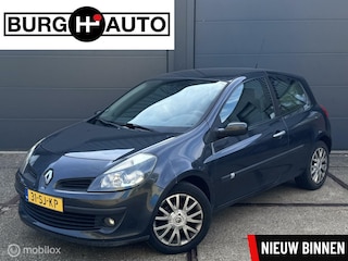 Renault Clio 1.4-16V Dynamique Luxe - AIRCO - RADIO/CD - EL. RAMEN - LM VELGEN - STUURBEKRACHTIGING - NAP - NL AUTO - APK T/M 10-4-2026