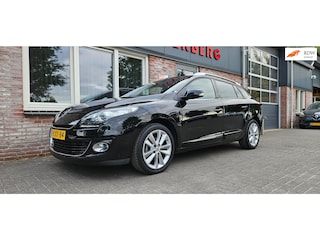 Renault Mégane Estate 1.4 TCe GT-Line Trekhaak! Panorama/Schuifdak! Xenon! Nette Auto! Navigatie! Airco/Clima!
