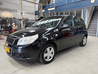 Chevrolet Aveo 1.2 16V 5-Deurs L | Carkit | Nieuwe APK | NAP | Rijklaar prijs!