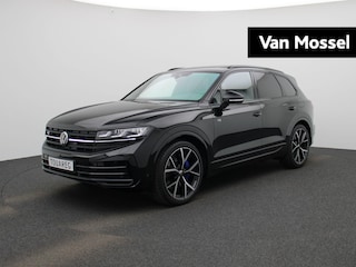 Volkswagen Touareg 3.0 TSi eHybrid 4Motion R 462 PK | Herwaardering | Luchtvering | Night vision | Leder | Servosluiting portieren | Trekhaak | 22" Estoril velgen | Apple Carplay draadloos | Android Auto draadloos | Navigatie | Stoelverwarming | Voorruit verwarmbaar | Stuurverwarming | Ruiten geluidswerend |