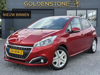 Peugeot 208 1.2 PureTech Signature Navi,Airco,Cruise,PDC,Trekhaak,Carplay,Elek ramen,N.A.P,Nieuwe APK bij Aflevering