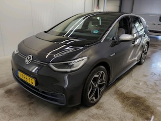 Volkswagen ID.3 First Plus 58 kWh NAVI | CAMERA | STOELVERWARMING