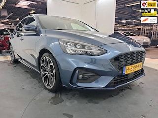 Ford Focus 1.5 EcoBoost ST Line Business+Leder+winter+led+camera+technology+parking+disign+comfort+audio Pakket = SUPER