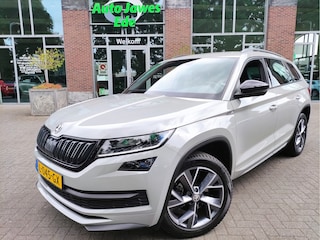 Skoda Kodiaq 1.5 TSI Sportline Business Virtual dashboard - Stoel+Stuurwielverwarming - Leder/Alcantara - Apple Carplay - NL auto