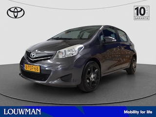 Toyota Yaris 1.3 VVT-i Aspiration | Navigatie | Camera | LM Velgen |