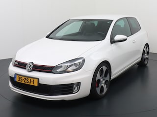 Volkswagen Golf 2.0 GTI