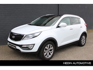 Kia Sportage 1.6 GDI BusinessPlusLine NL-Auto | Navigatie | Camera | Climate Controle | Cruise Control | Radio-USB | Bluetooth | Panorama dak | LM-velgen | Parkeersensoren | Trekhaak