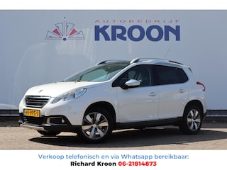 Peugeot 2008 1.2 PureTech Allure, All Seasonbanden.