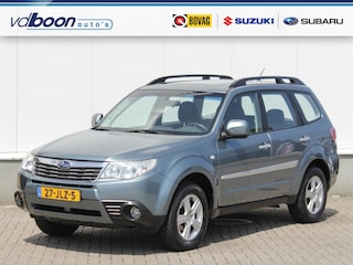Subaru Forester 2.0 Luxury | Clima | Panodak | Park sens | Lm-Velgen | Trekhaak