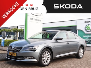 Skoda Superb 1.5 TSI 150pk AUTOMAAT Ambition Business | Panoramadak | Trekhaak | Stoelverwarming | Cruise control | Navigatie |